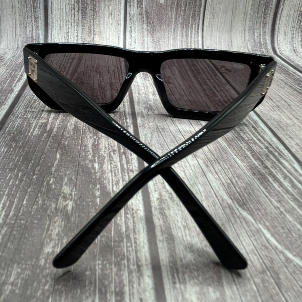 SOLD❤️ MCM 726S Sunglasses Black/ Dark Brown 🆕LIKE NEW🆕 - Picture 9 of 14